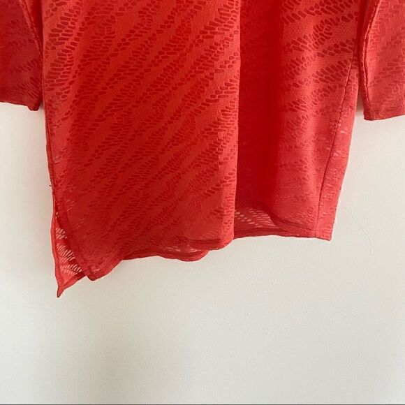 Chico’s size 0 = Small blouse 3/4 sleeve asymmetrical hem crew neck - Picture 4 of 6